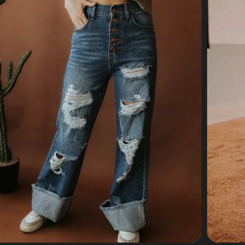 Vibrant MIU Wide Leg Distressed Jeans